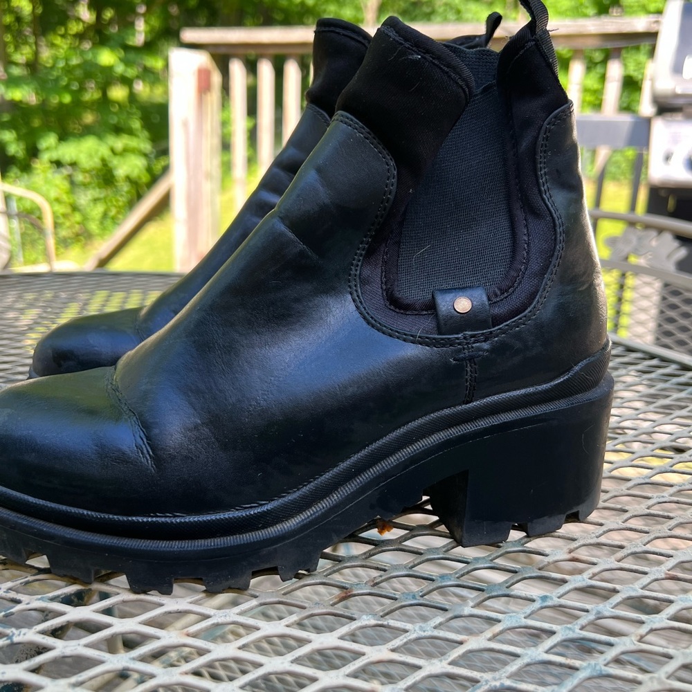 Biker boots